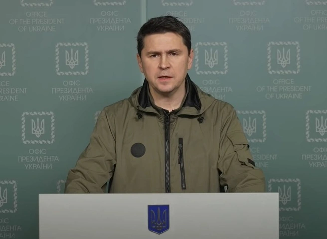 Подоляк пообещал «горячий сезон» в Крыму | ya62.ru