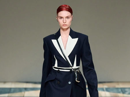 Alexander McQueen осень/зима 2020-21