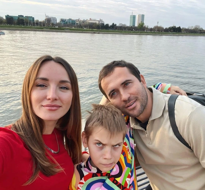 Евгения хорошо ладит с сыном Александра от Миланы Тюльпановой — маме мальчика это не нравится | Источник: ledascheva / Instagram (экстремистская организация, деятельность запрещена на территории РФ)