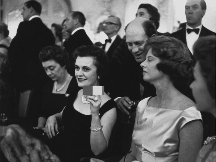 Герцогиня Аргайл на светском мероприятии, 1959 год