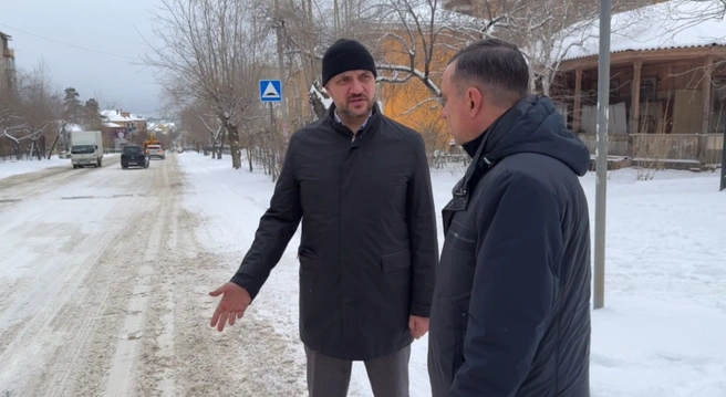 Уборку он поручил вести в три смены | Источник: Губернатор Забайкалья Александр Осипов / T.me