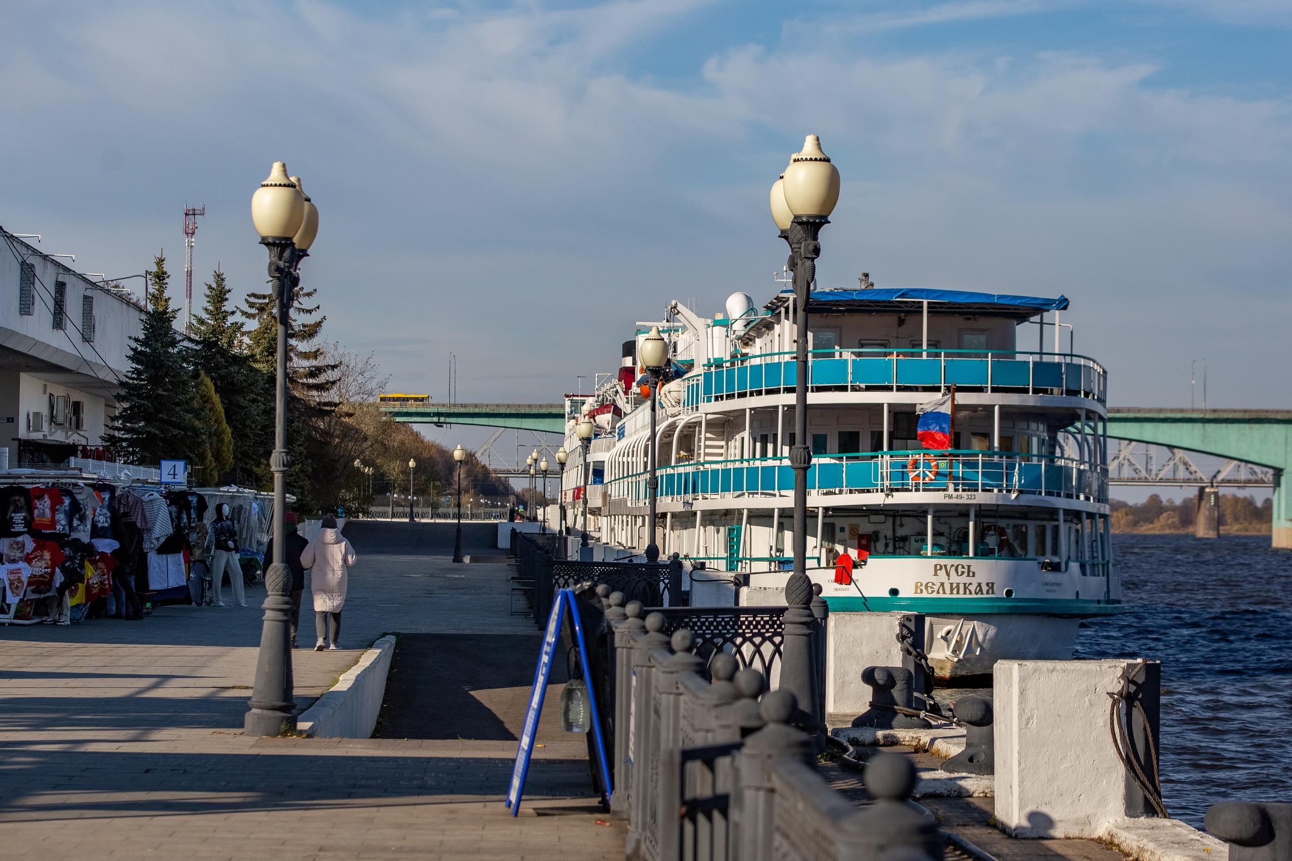 «Уровень хорошего отеля»: в турфирме назвали топ-3 теплохода для бюджетного круиза по Волге на майские