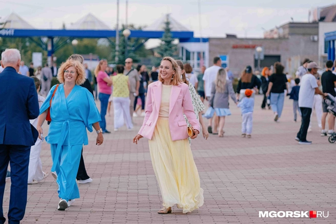 После КПП потоки гостей разделились | Источник: Даниил Пономаренко / MGORSK.RU