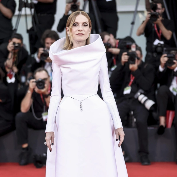 Изабель Юппер в Balenciaga, 2024 | Источник: Getty Images