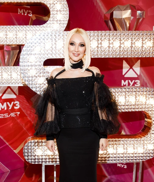 Лера Кудрявцева | www.starhit.ru