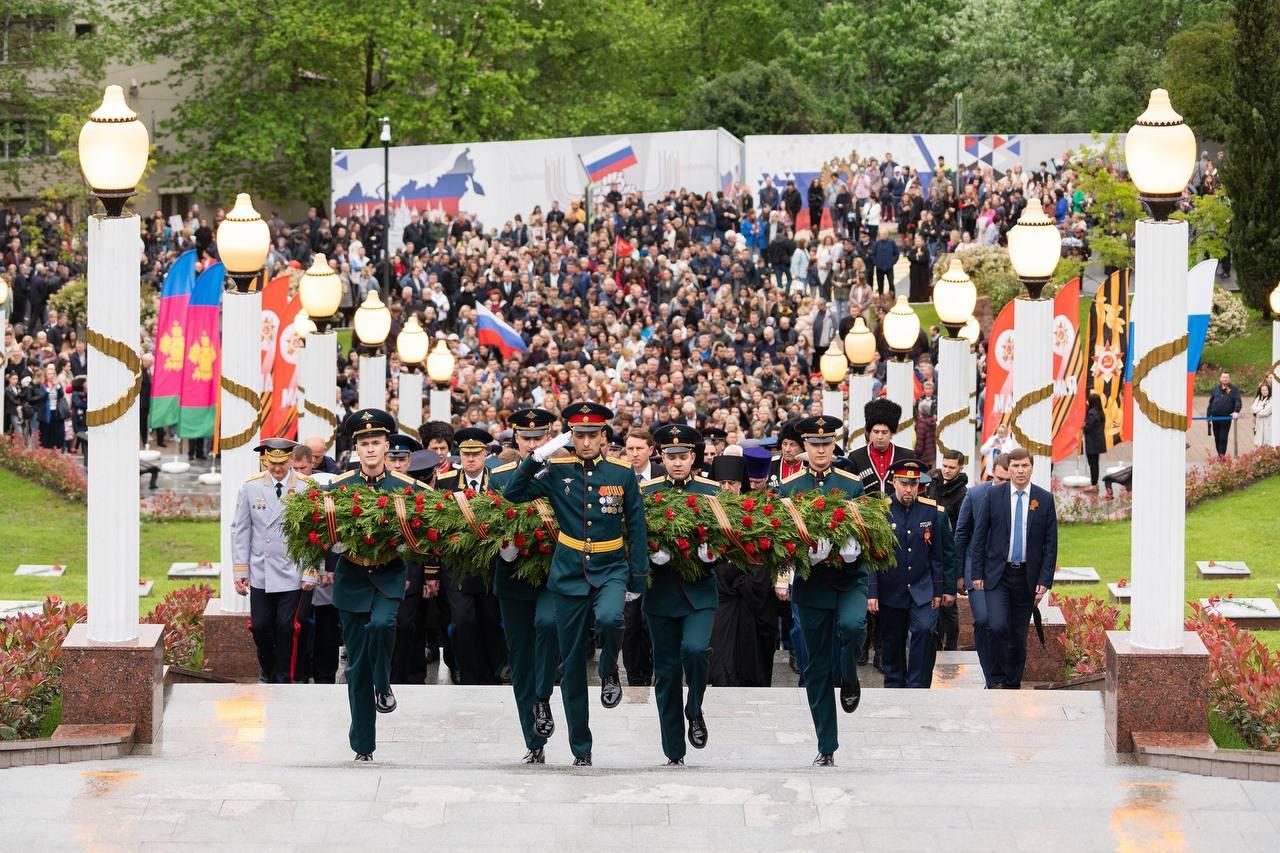 В Сочи отмечают День Победы: покажем, как это происходит - 9 мая 2023 -  СОЧИ1.ру