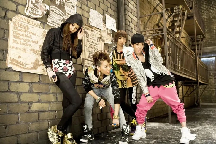 K-поплогия: твой супергид по k-pop группе 2NE1