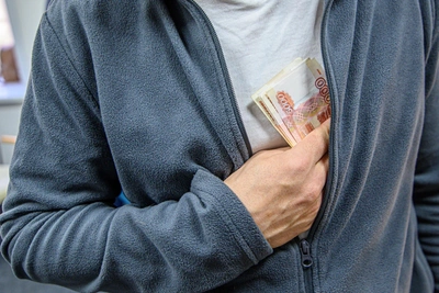 Tyumen Residents Argue Over 300000 Ruble Salary Adequacy