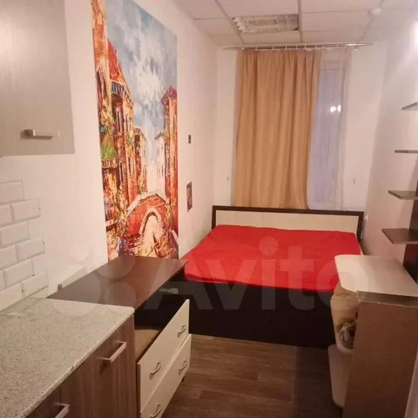 Всего в квартире 5 комнат по 11м².  | Источник: avito.ru