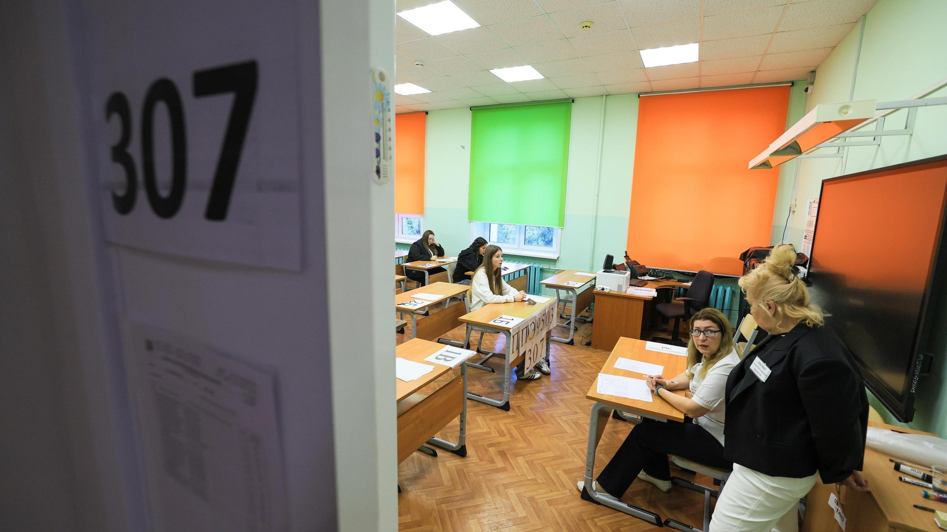 Какие изменения ждут в ЕГЭ‐2026: новые правила, минимальные баллы и расписание