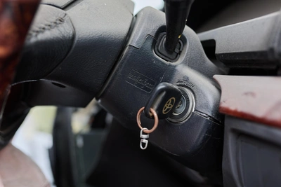 Пьяного водителя без прав осудили за ДТП