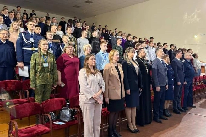 На конференции «Информатизация науки и образования: современные вызовы и возможности глазами подрастающего поколения» создают условия для обмена опытом, развития интеллектуального потенциала и расширения научного мировоззрения | Источник: пресс-служба губернатора Ростовской области