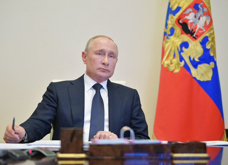 Владимир Путин начал оперативное совещание Совбеза России. Трансляция