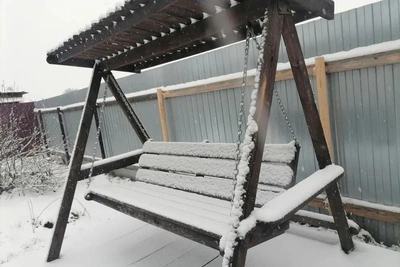 На север Омской области выпал снег, в Омске до +20