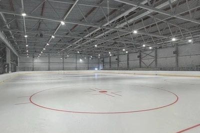 В Шарье открыт ФОК с искусственным льдом для детской хоккейной команды