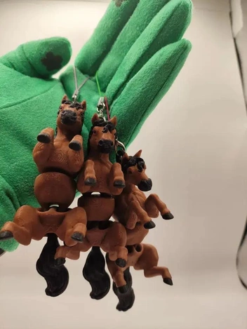 Стоимость 10-сантиметровой подвижной фигурки — 192 рубля | Источник: Ozon.ru