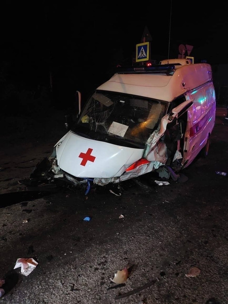 В Нижнем Тагиле подростки угнали машину и врезались в скорую. Погибло пять человек