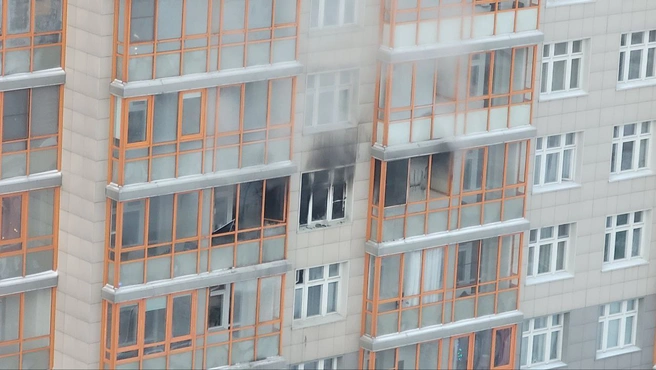 Двоих человек госпитализировали с пожара в Лыжном переулке | Источник: Мегаполис | ДТП и ЧП | Санкт-Петербург | Питер