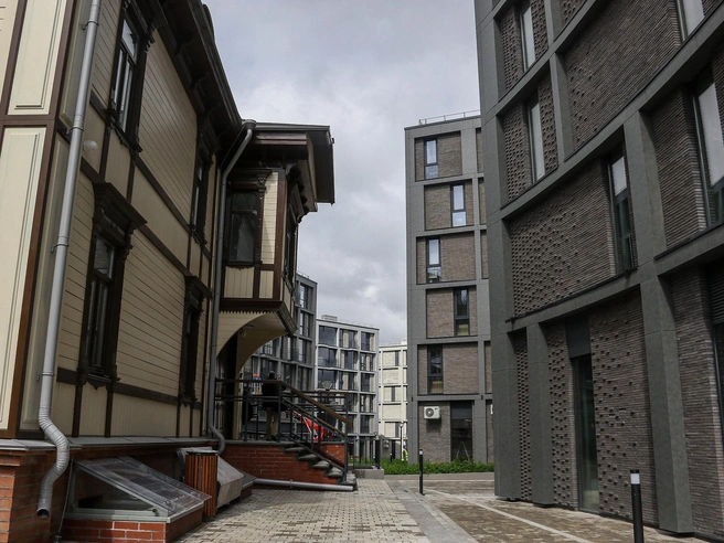 Губернатор интересуется будущим IT-кампуса «Неймарк» в Нижнем Новгороде. | Источник: Наталья Бурухина / NN.RU