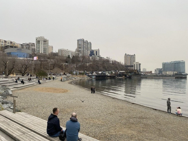Набережная расположена прямо в центре города | Источник: Ирина Господаренко