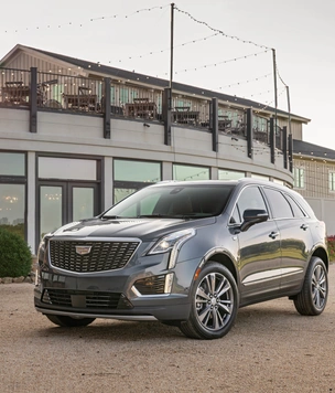 Cadillac XT5 хорошеет на глазах