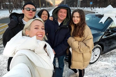 Клава Кока и её дружная семья: как родные поддерживают певицу