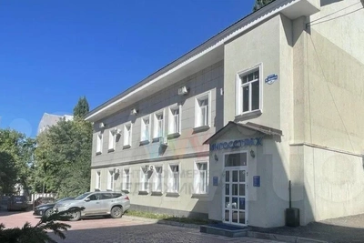 Уфе за 70 млн продают здание у сквера Мустая Карима