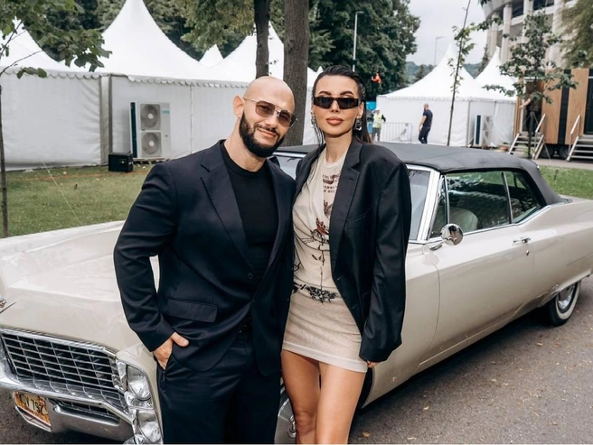 Супруги и правда надумали разводиться?  | Источник: ДЖИГАН / T.me