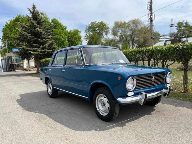Сам продавец называет покупку этого «жигуленка» инвестиционной | Источник: auto.ru