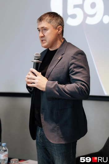 Дмитрий Махонин отвечал на вопросы пермских предпринимателей больше часа | Источник: Виктор Лейбов / 59.RU