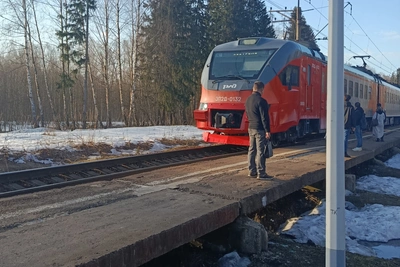 Корректировка графика пригородных поездов