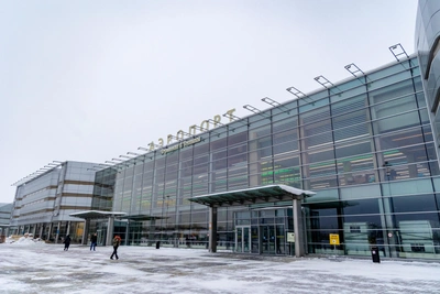 Stranded at Koltsovo, Yekaterinburg travelers risk UAE vacation