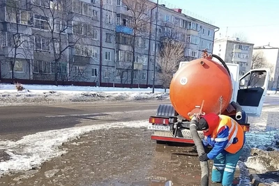 ГСТК откачивает до 40 тысяч литров талых вод за смену