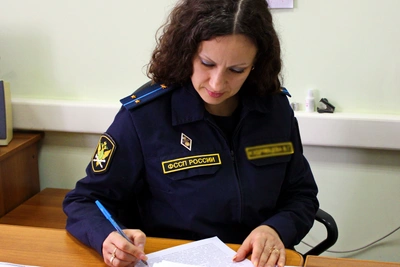 Смоленские приставы взыскали ущерб в 1,6 млн рублей