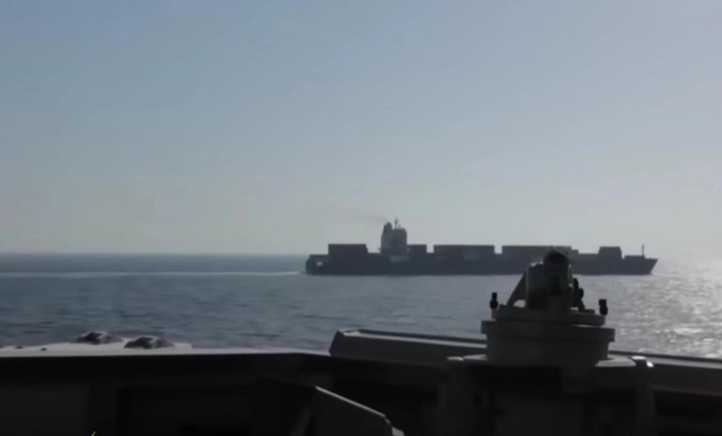 В ответ на перехват судна Иран атаковал американские корабли | Источник: Al Jazeera English / YouTube