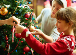 Родители оценят: какое новогоднее мероприятие придется по душе взрослым и детям?
