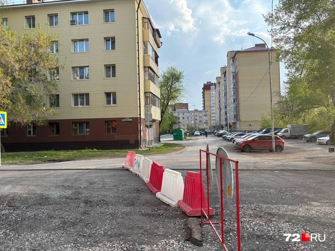 Улицу Харьковскую закрыли на месяц из-за ремонта | Источник: Мария Токмакова / 72.RU