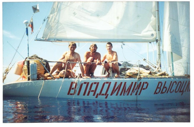 В центре Атлантики во время штиля | Источник: Владимир Корецкий