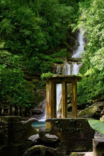 Las Pozas: cюрреалистический парк в мексиканских джунглях (фото 9.2)