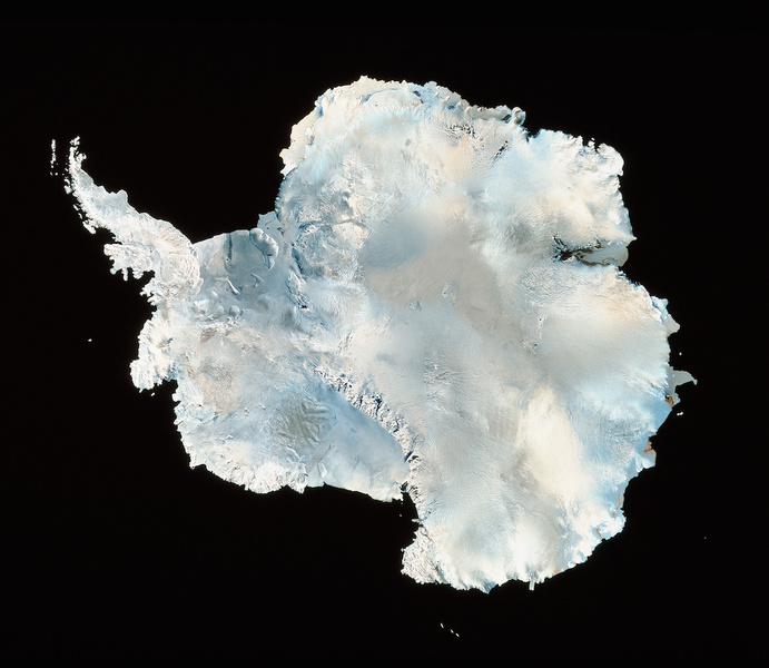 Каньоны под толщей льда, оттаявшие острова и другие географические открытия XXI века