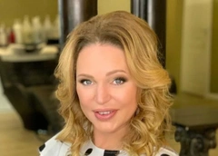 Алла Довлатова сделала пластику лица