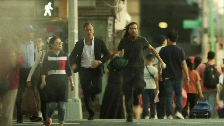 Кадр из сериала «Черный кролик»