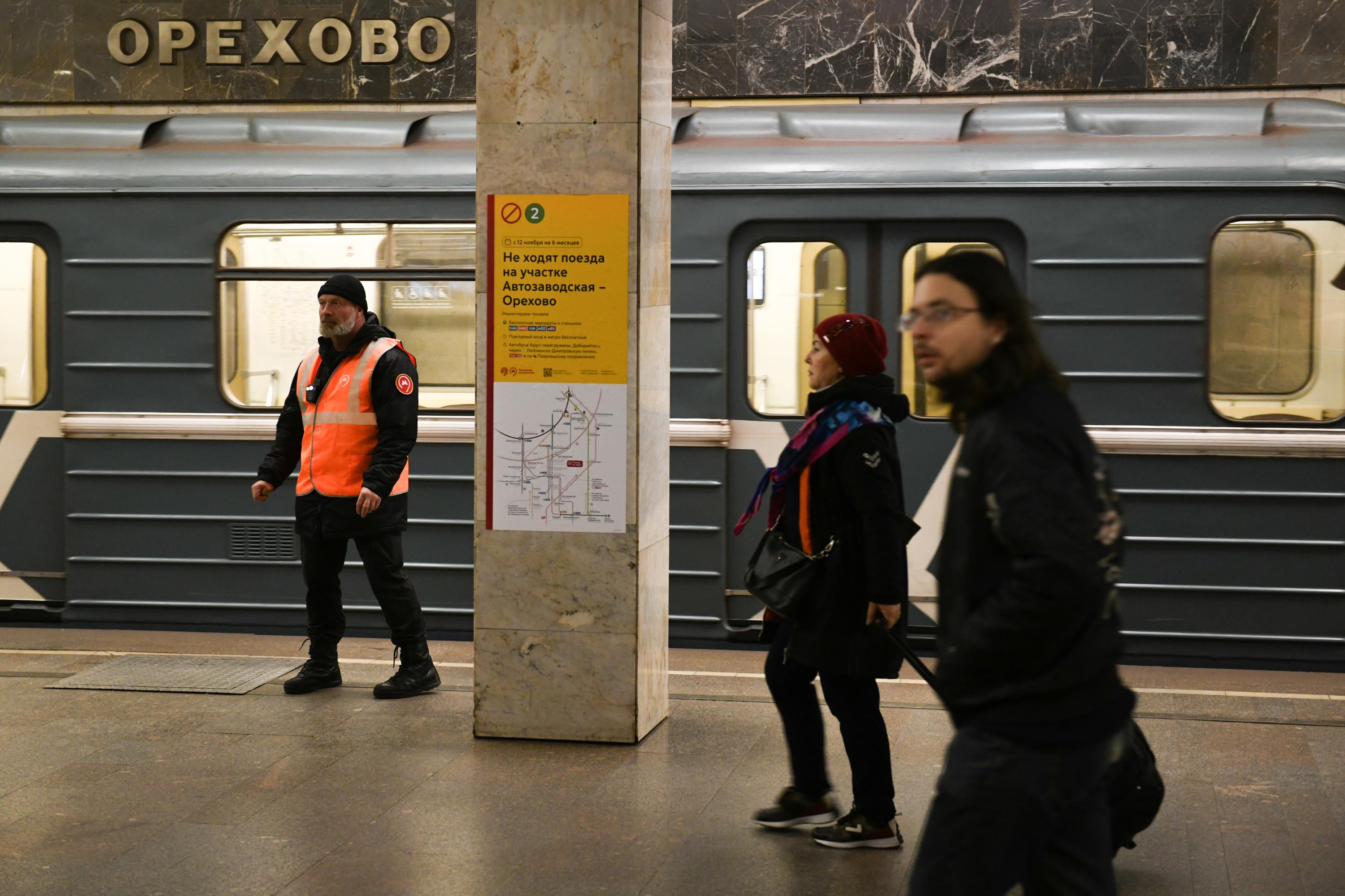 Старые поезда на Замоскворецкой линии (зеленой ветке) в Московском  метрополитене: что об этом думают пассажиры - 1 февраля 2023 - МСК1.ру