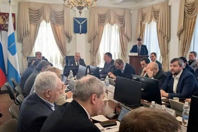 Депутаты выделили почти 2 млрд на саратовские школы и детсады