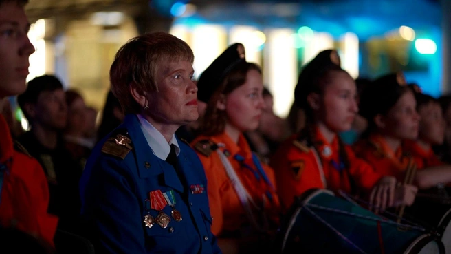 Лариса Крапивина&nbsp;— командор Крапивинского центра «Каравелла», режиссер и автор сценария фильма&nbsp;— по достоинству оценила киноленту | Источник: «Сима-ленд»