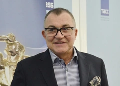 Дмитрий Дибров: «Не представляете, сколько раз мне на «Кто хочет миллионером?» предлагали взятку»