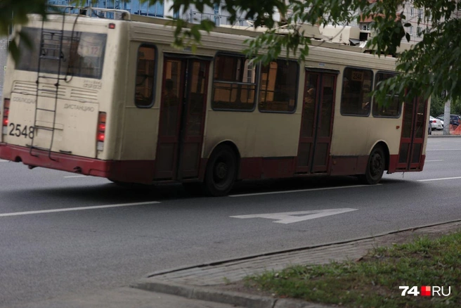 Порно подглядел в транспорте