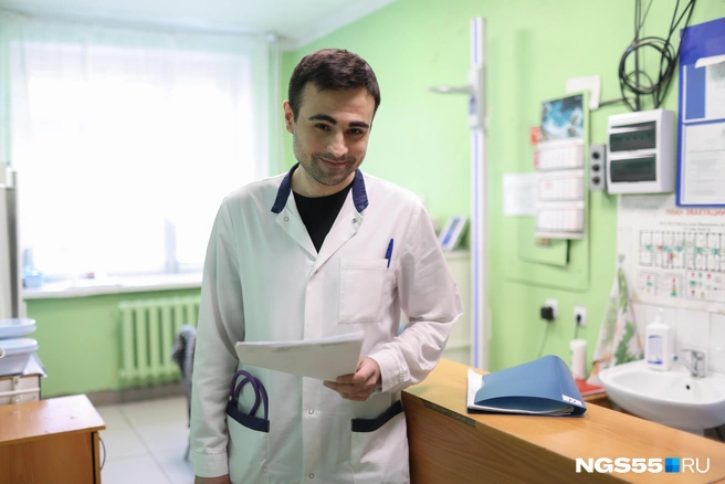 День начинается с планерок и обходов  | Источник: Евгений Софийчук / NGS55.RU