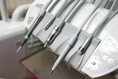 Ryazan Woman Recovers Nearly 100,000 Rubles from Dentists