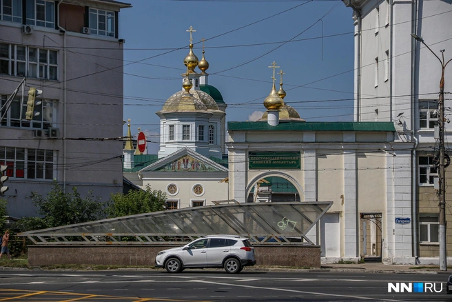 На площади Лядова располагается несколько плдземных переходов | Источник: Наталья Бурухина / NN.RU